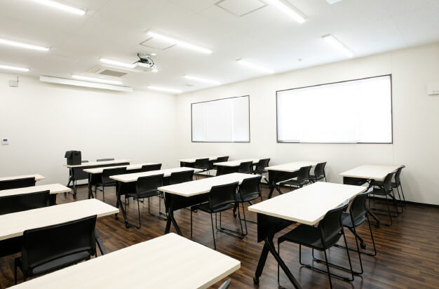 浜松本社 会議室